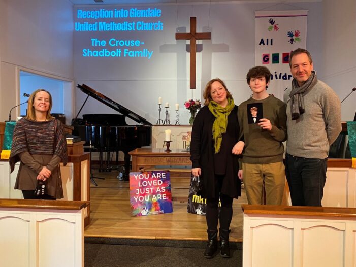 The Crouse Shadbolt Family Joins Glendale United Methodist Church Nashville TN (Custom)
